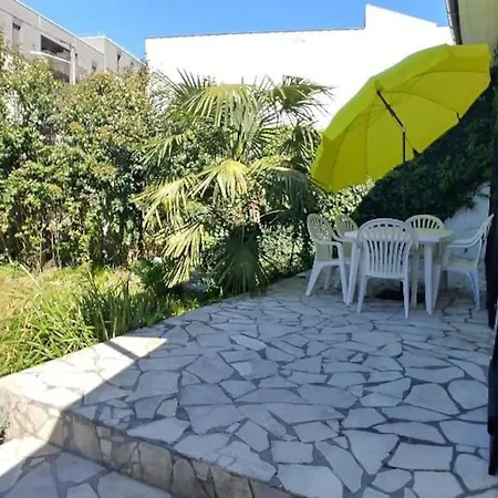 Holiday home Comme A La Maison Cenon