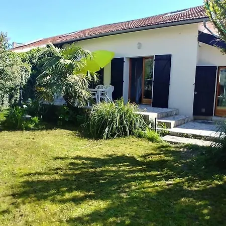 Comme A La Maison *