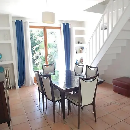 Ferienhaus Comme A La Maison Cenon